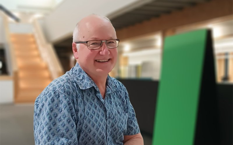 EG32_Bedside table_1