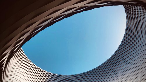 ivan-bandura-hFuu6VDKuE8-unsplash