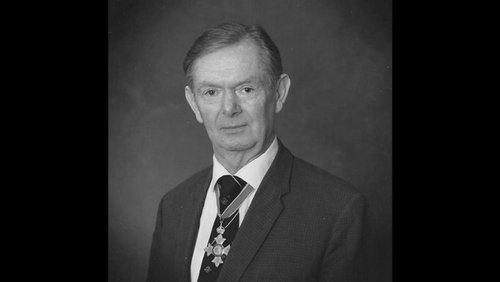 David Thom (1924-2017)